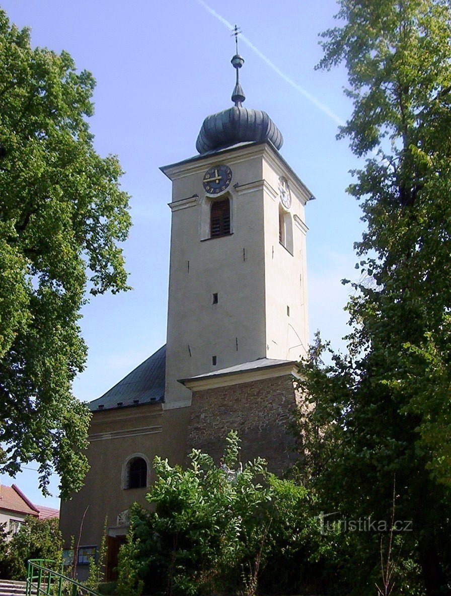 Drnovice-kostel sv.Vavřince-Foto:Ulrych Mir.