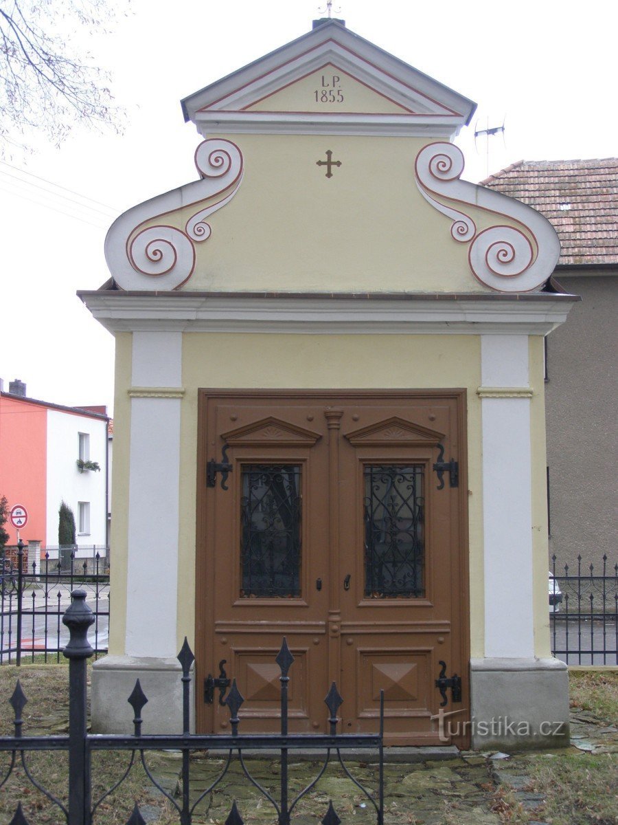 Holice - kaplička sv. Jana Nepomuckého