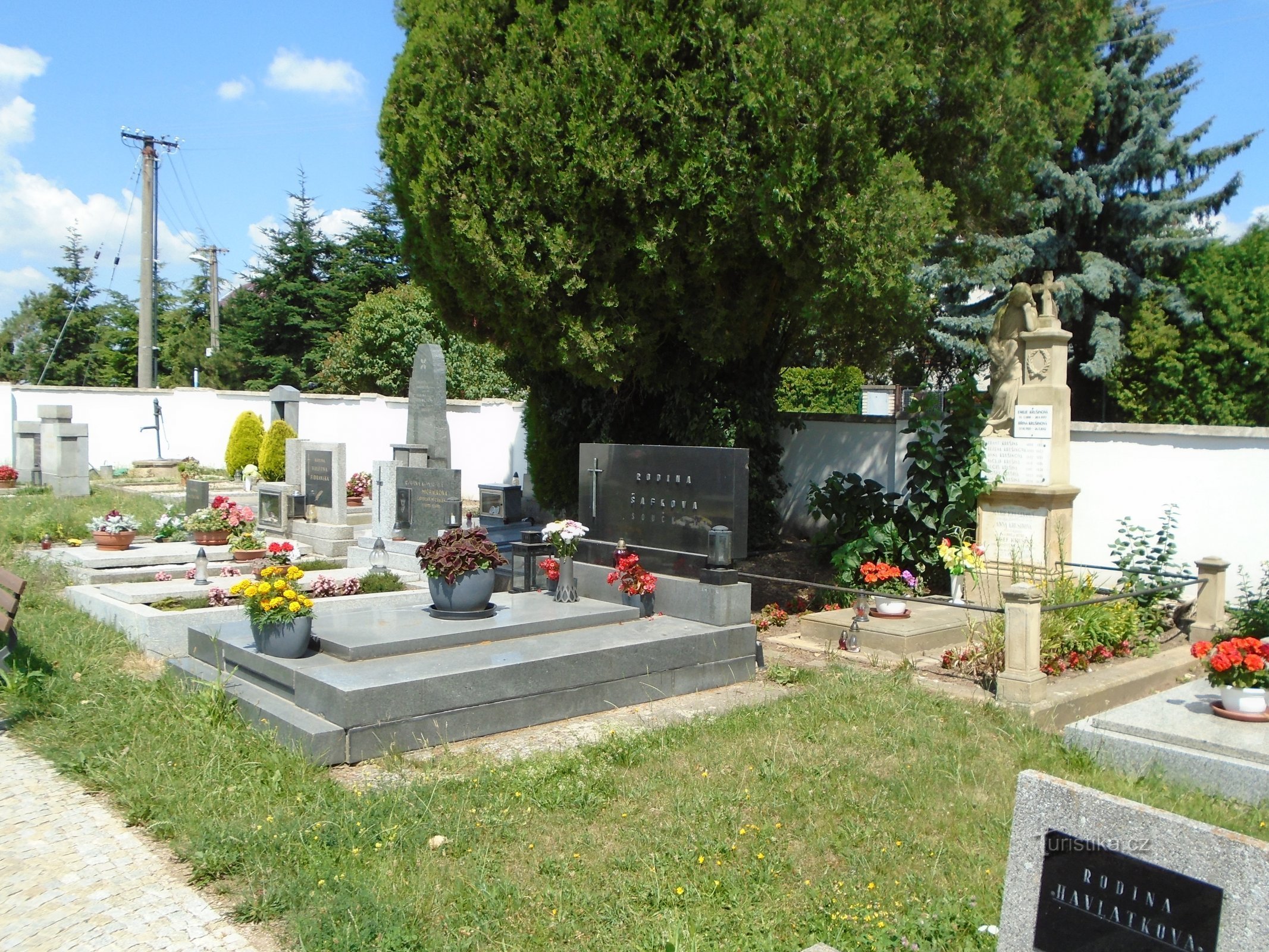 Hřbitov (Světí, 20.6.2018)