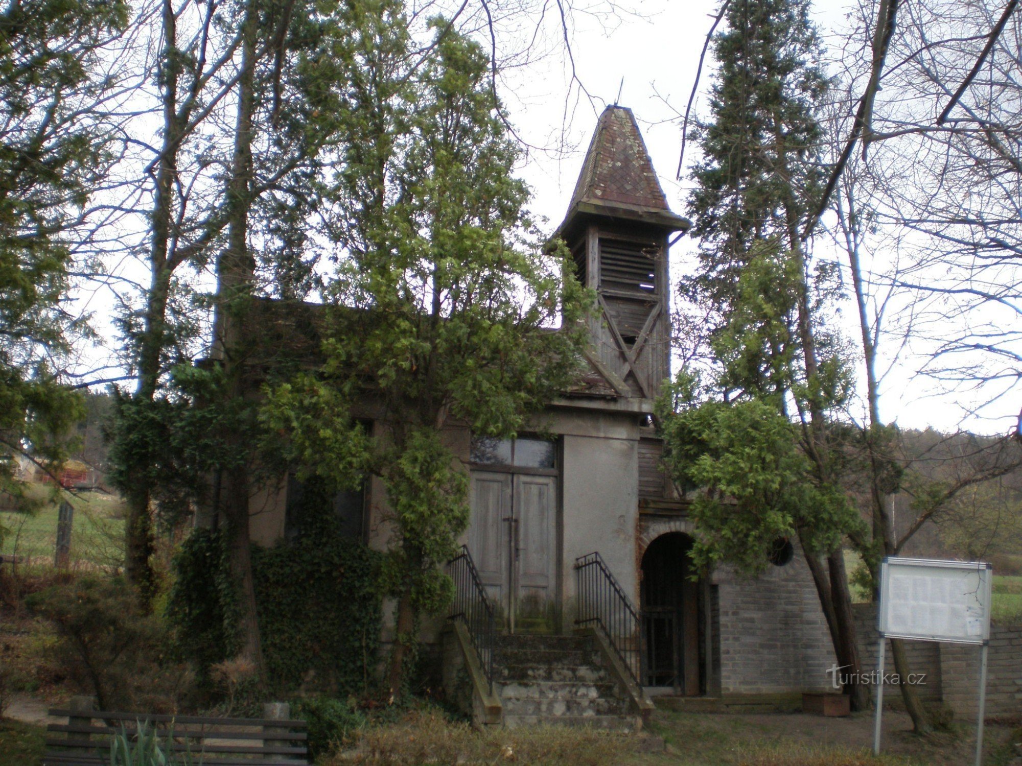 Hřbitovní kaple u Všenor