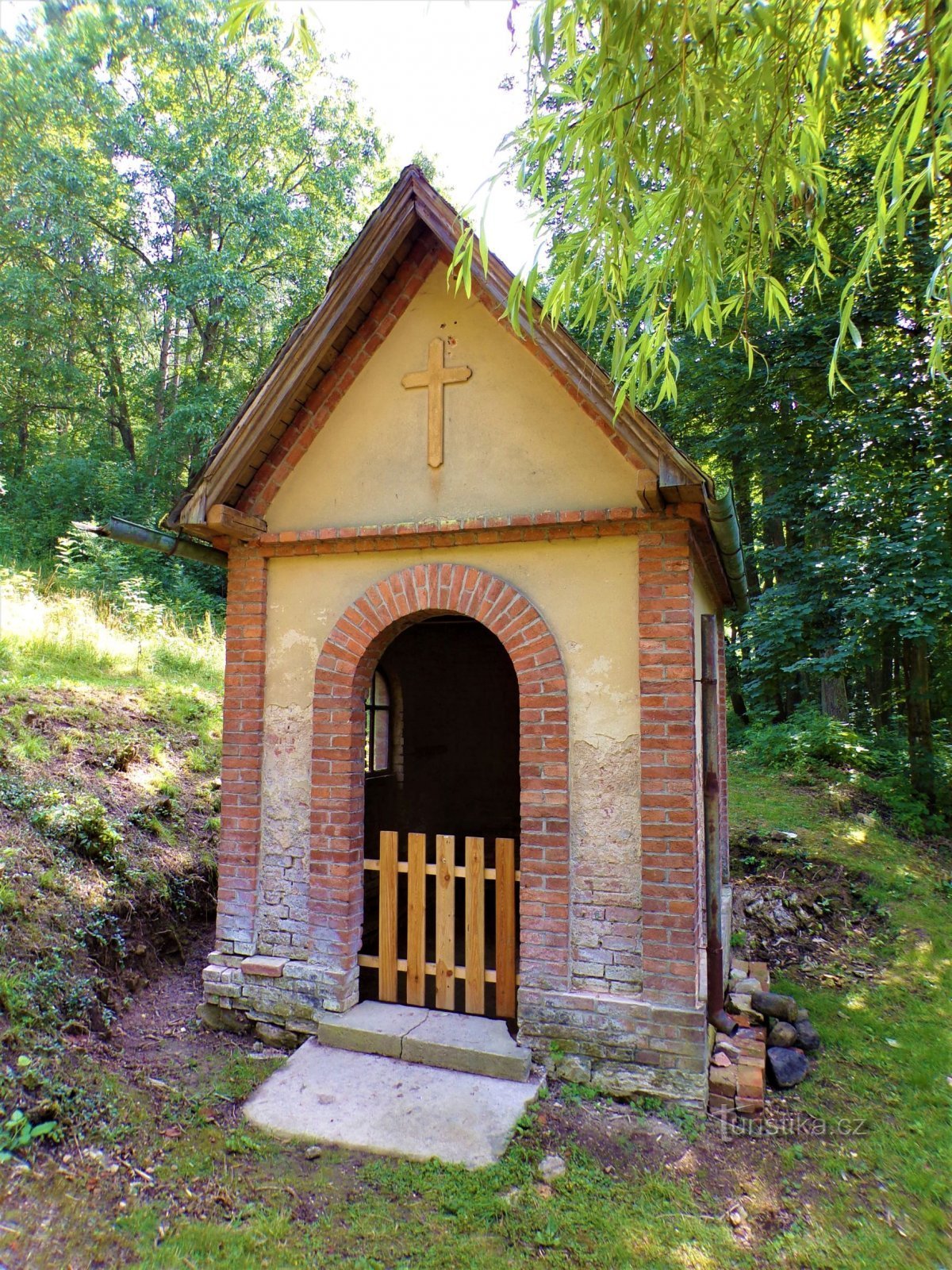 Kaplička v Bokouši (Velká Bukovina, 13.7.2021)