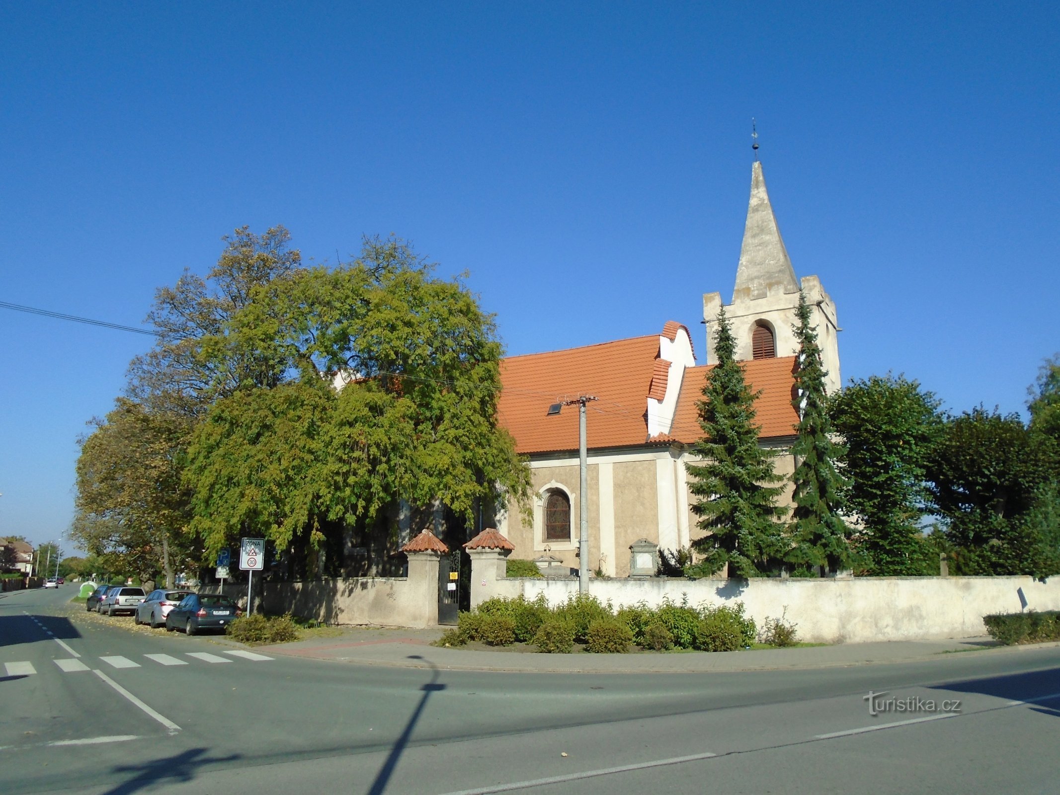 Kostel sv. Vavřince (Opatovice nad Labem)
