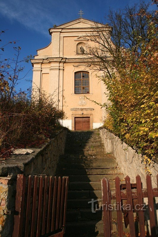 kostel v Sutomi
