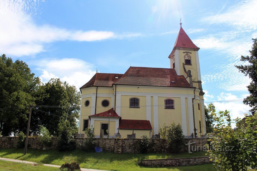 Matějovec, kostel sv. Oldřicha a Linharta