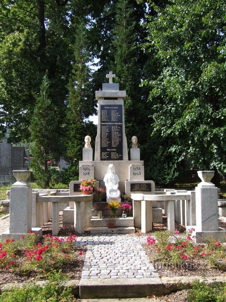 Památník obětem válek na Hamrskách