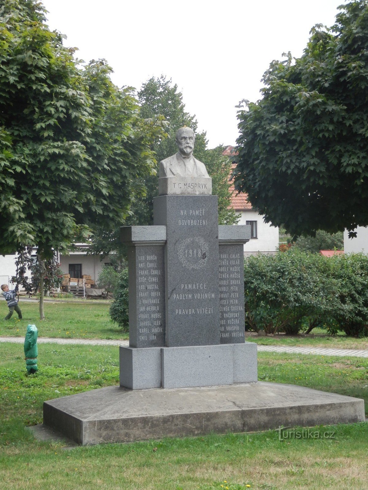 Pomník padlých z 1. světové války v Rovečném