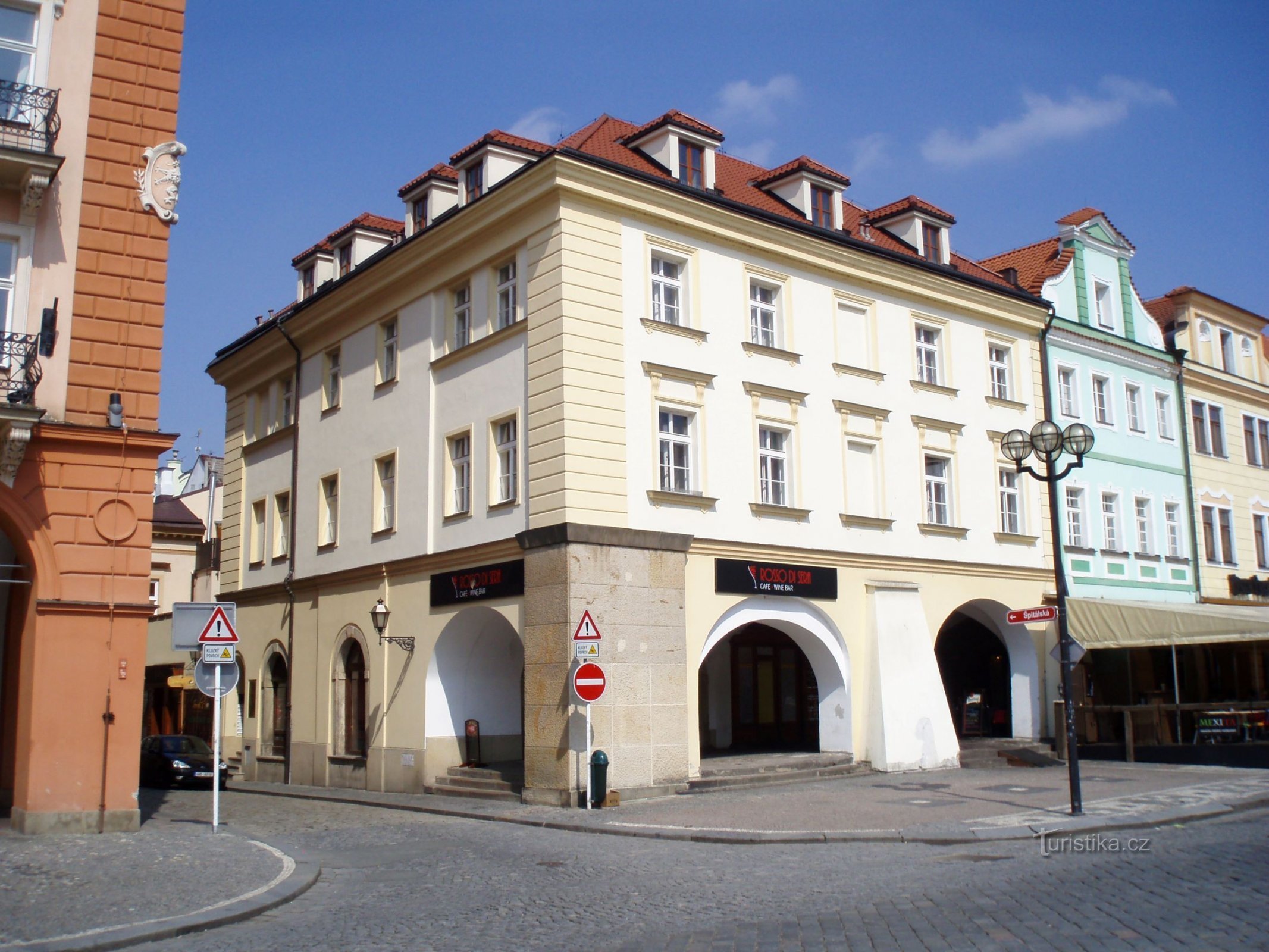 Špitálská čp. 149 (Hradec Králové, 14.4.2012)