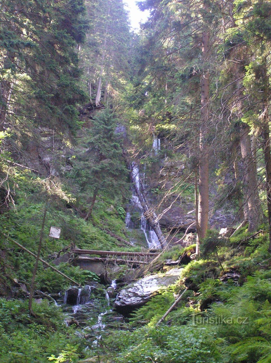 Výsoký vodopád (červenec 2007)