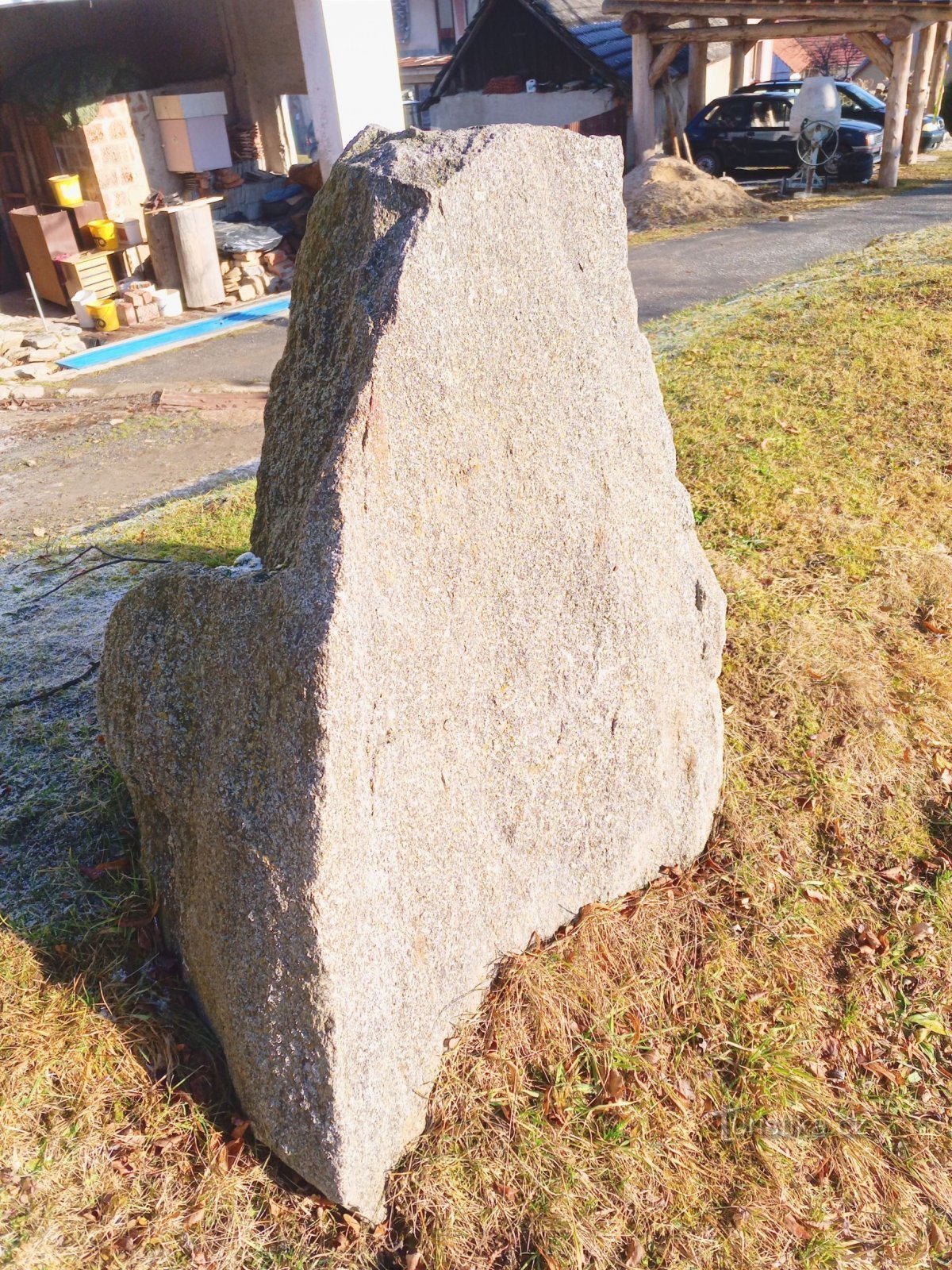 0. Novodobý menhir v Moníně, ZK 3