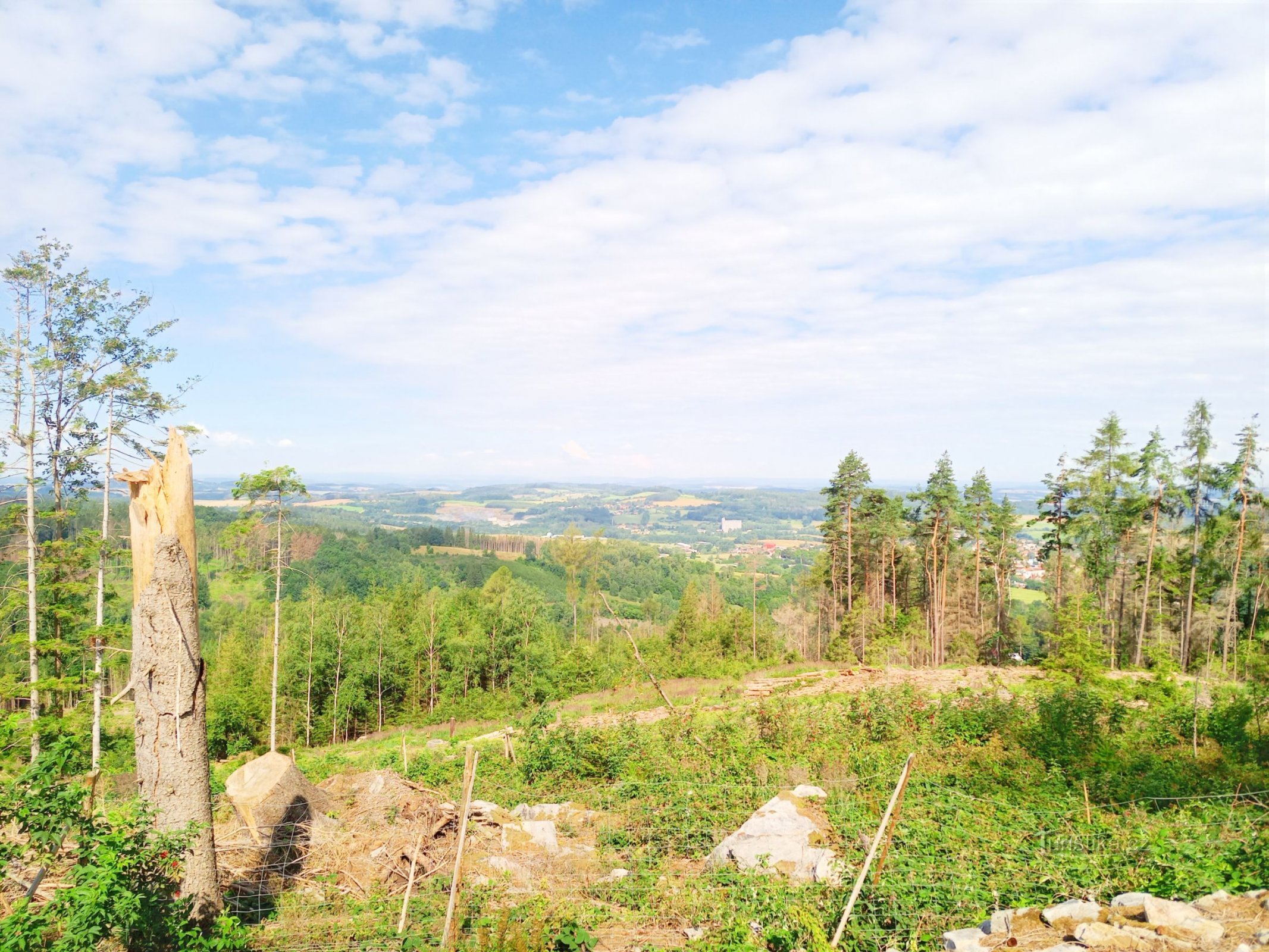 0. View from Větrov to Votice in the valley