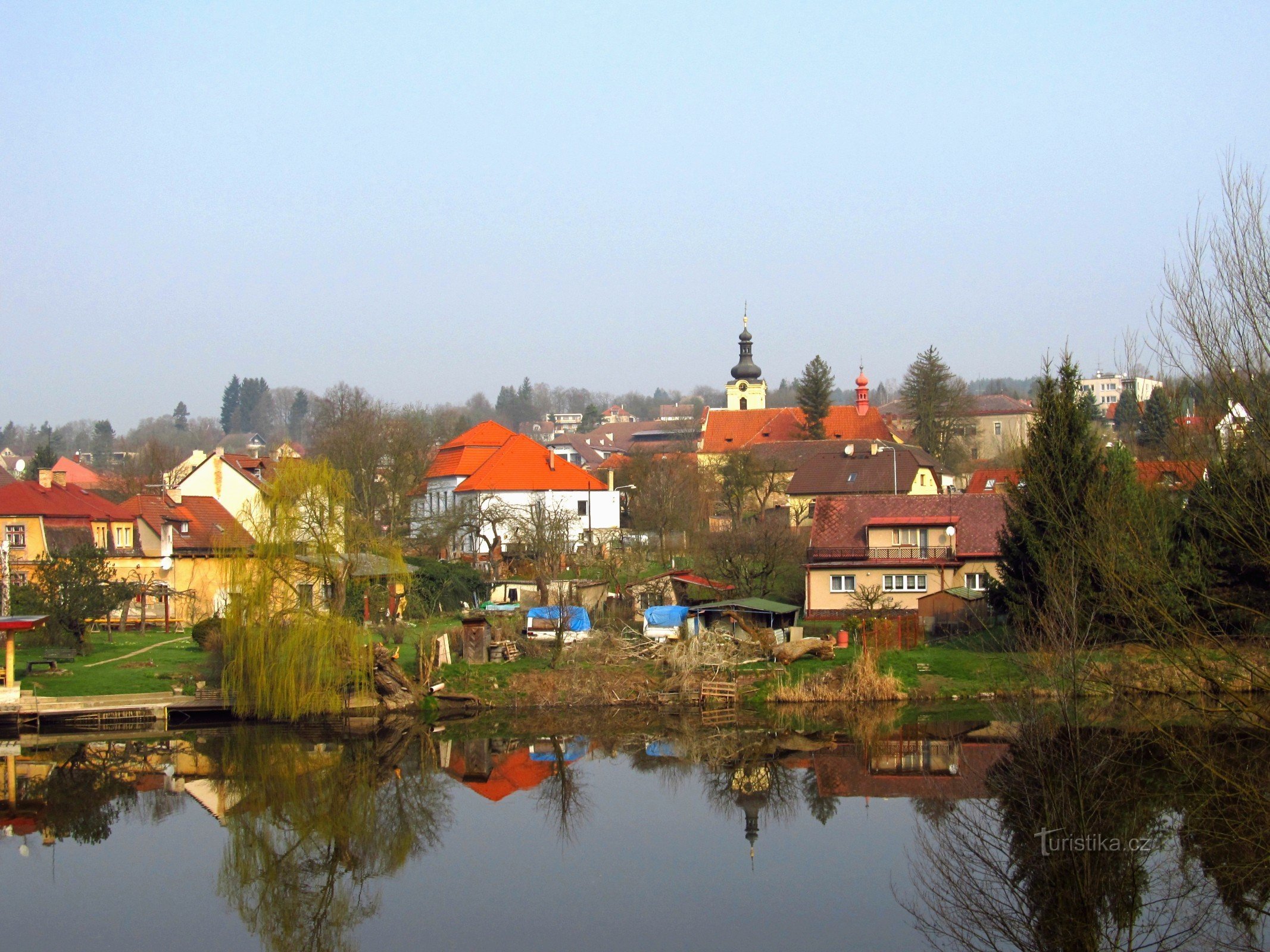 02 Chocerady, vista attraverso il Sázava