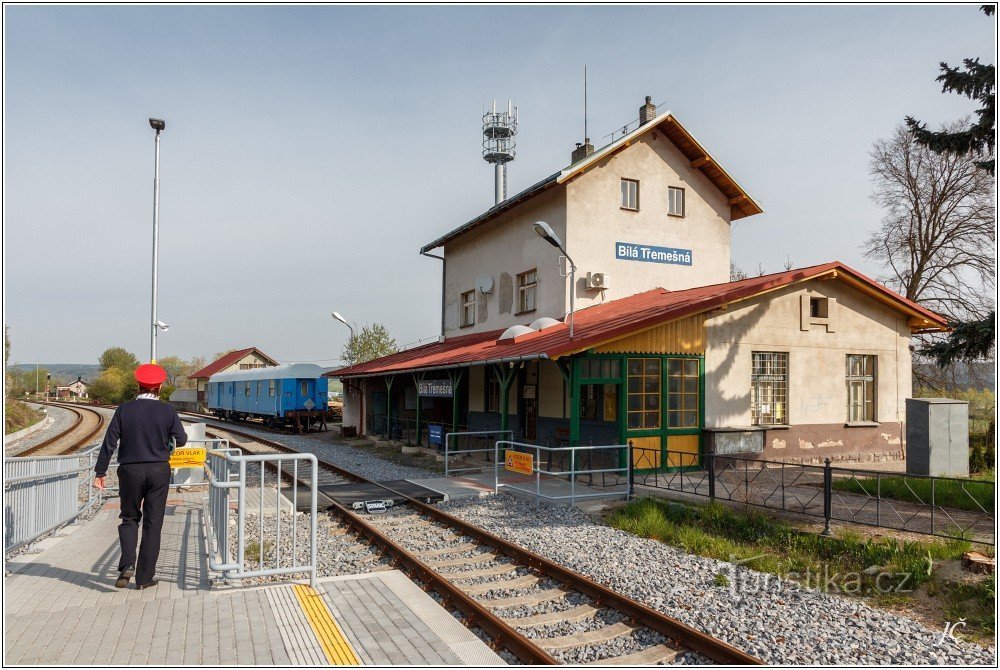 1-Bílá Třemešná, stacja kolejowa