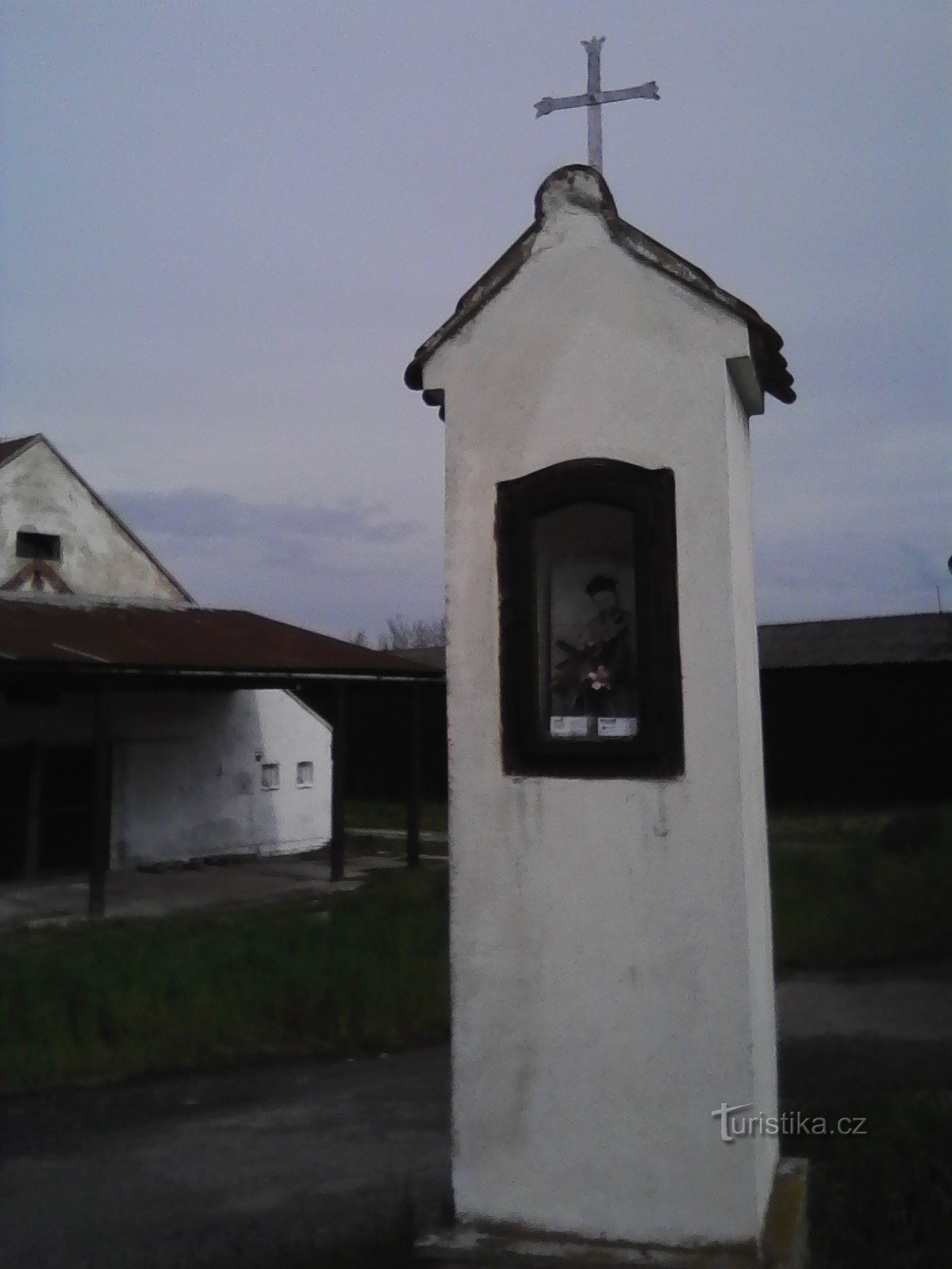 1. Capilla en el establo de Sušetice.