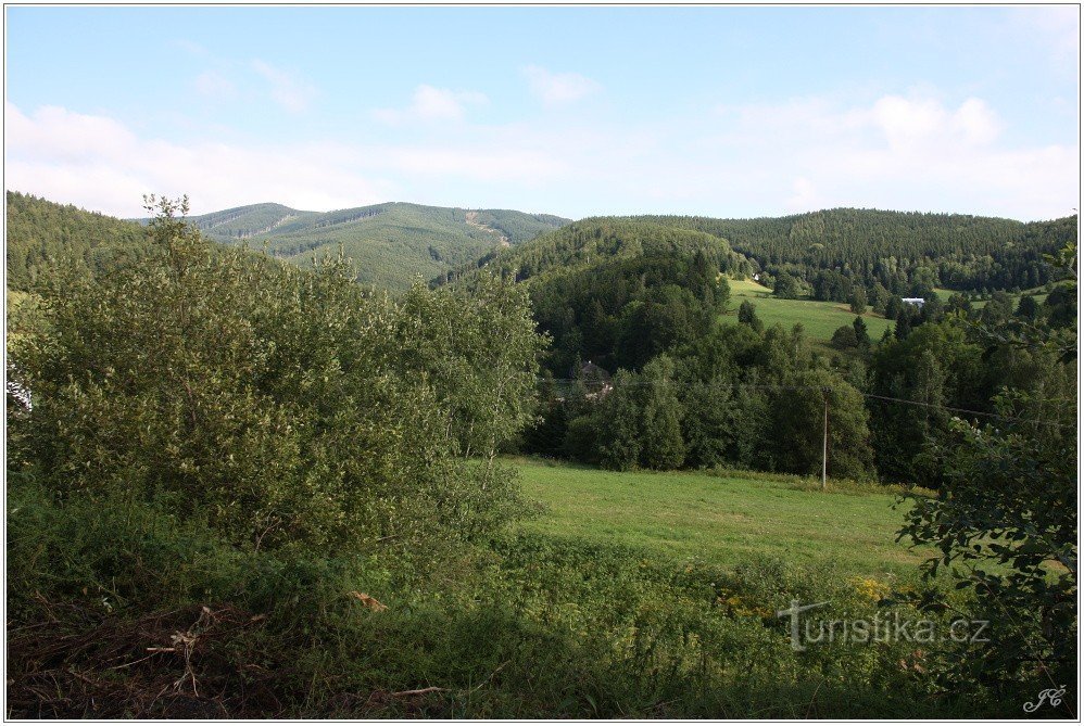 1-Skoczki nad Górną Lipową