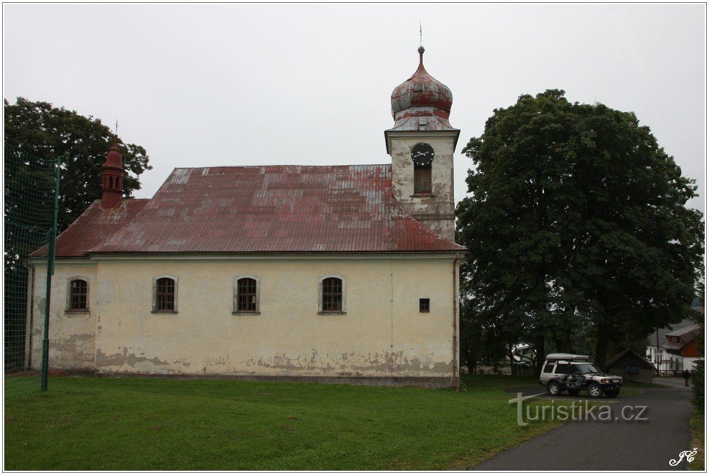 1-Chiesa della Santissima Trinità a Říčky