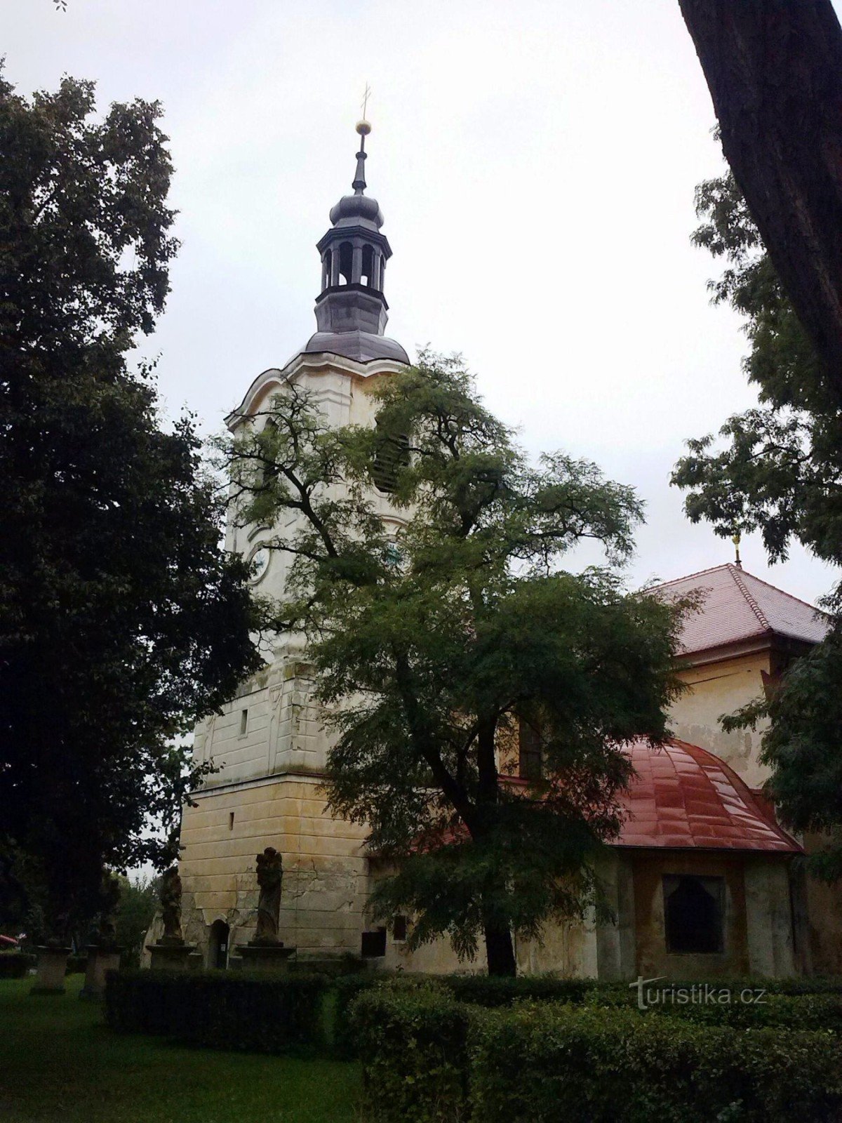 1. Église Saint-Martin et Visitation de la Vierge Marie à Liběšice