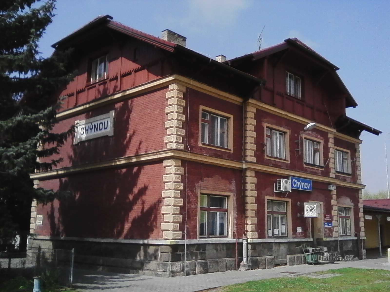 1. Postaja v Chýnovu na progi 224, Tábor - Horní Cerekev, 69 km.