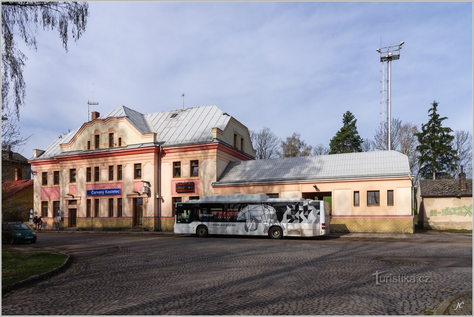 1-stationsbyggnad i Červený Kostelec