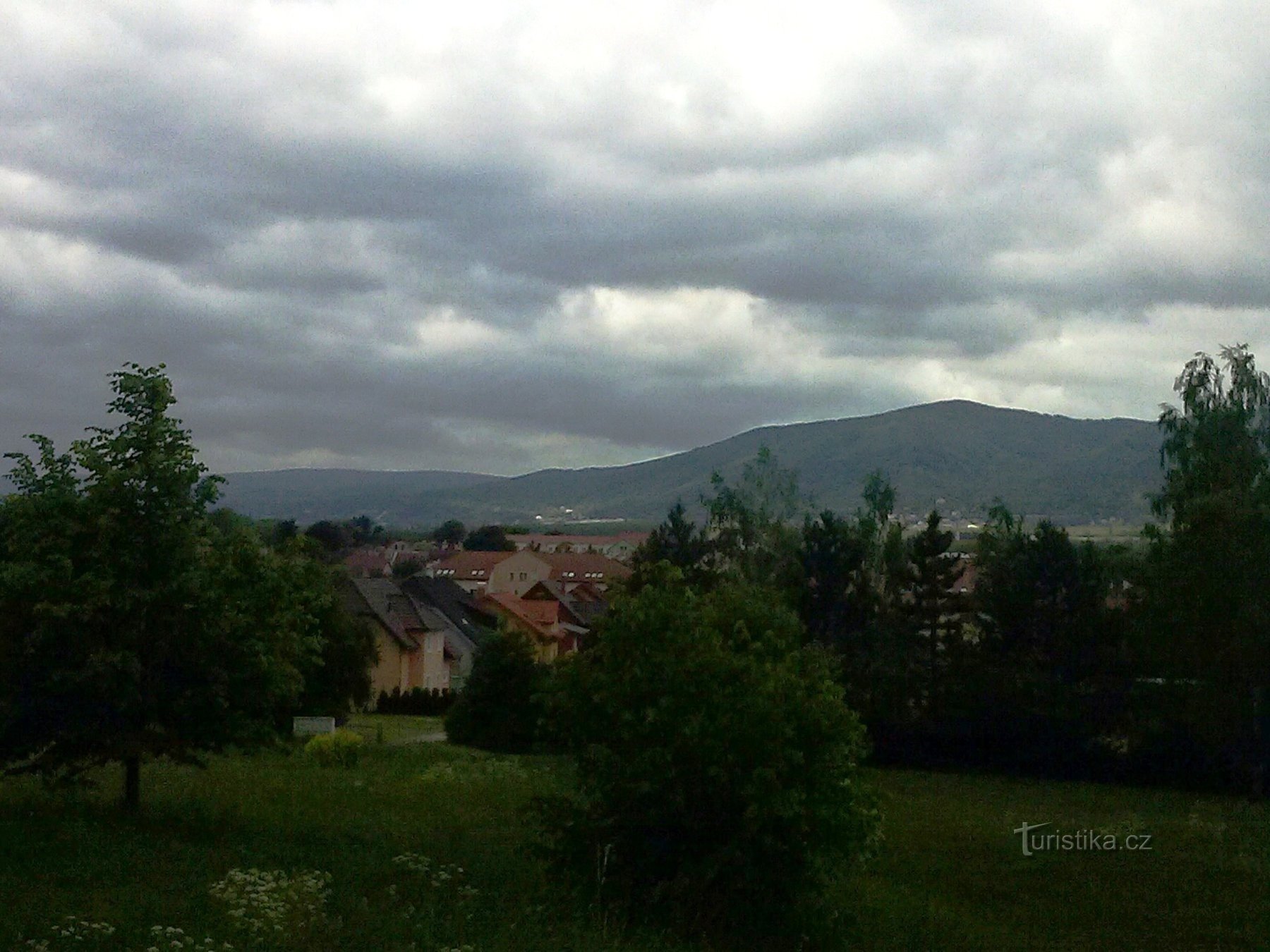 1. Pogled s Chabařovica na Rudno gorje...