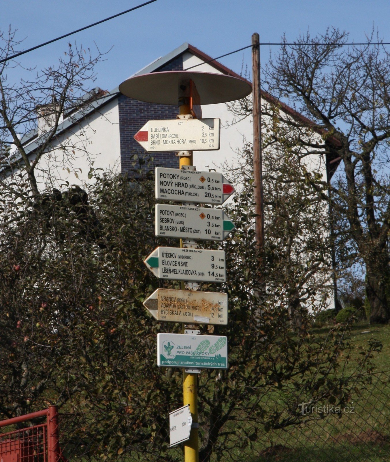 1-Signpost in Vranov