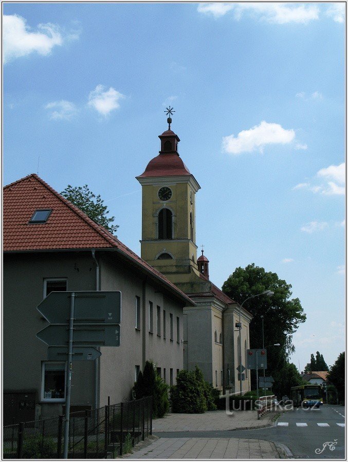 1-Masten, Kirche