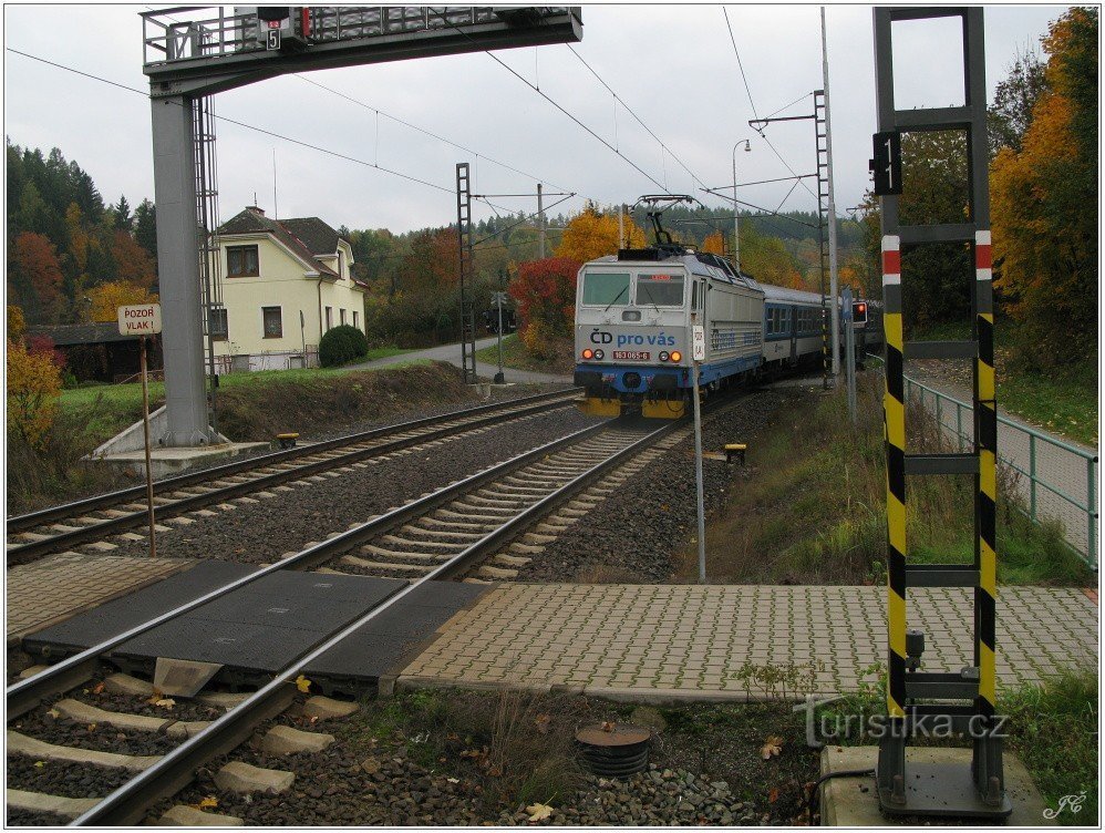 1-Těchonín, stație de tren