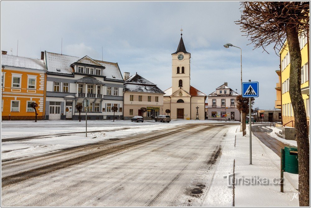 1-Týniště nad Orlicí，广场