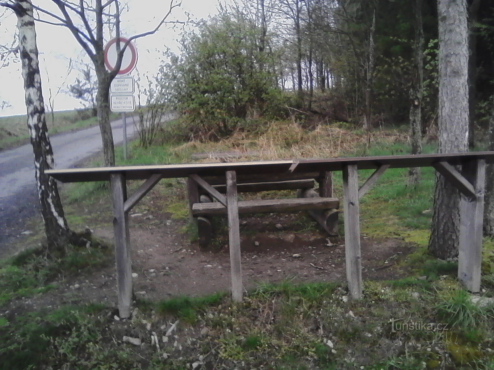 1. Une vue de la région près de l'intersection de Libenice.