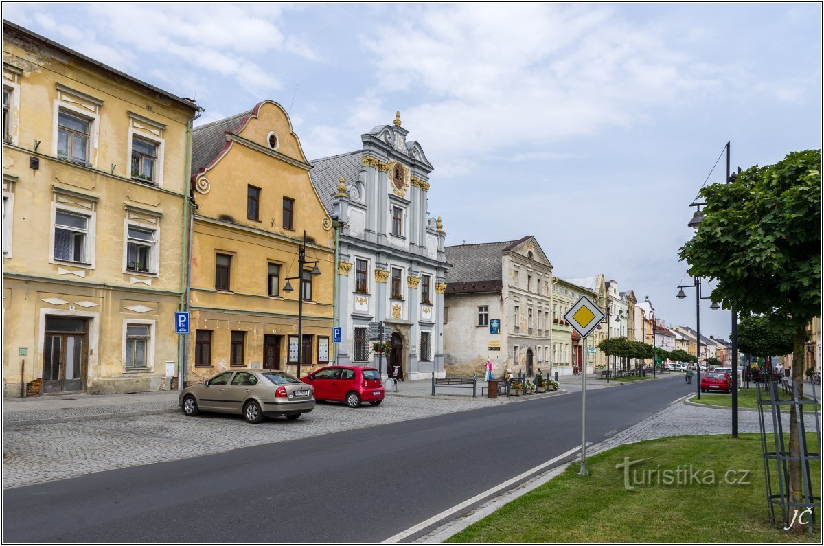 1-Zlaté Hory, carré