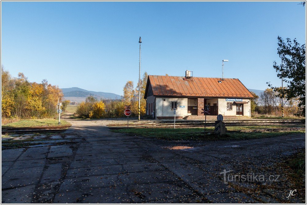 2-Červený potok, railway station