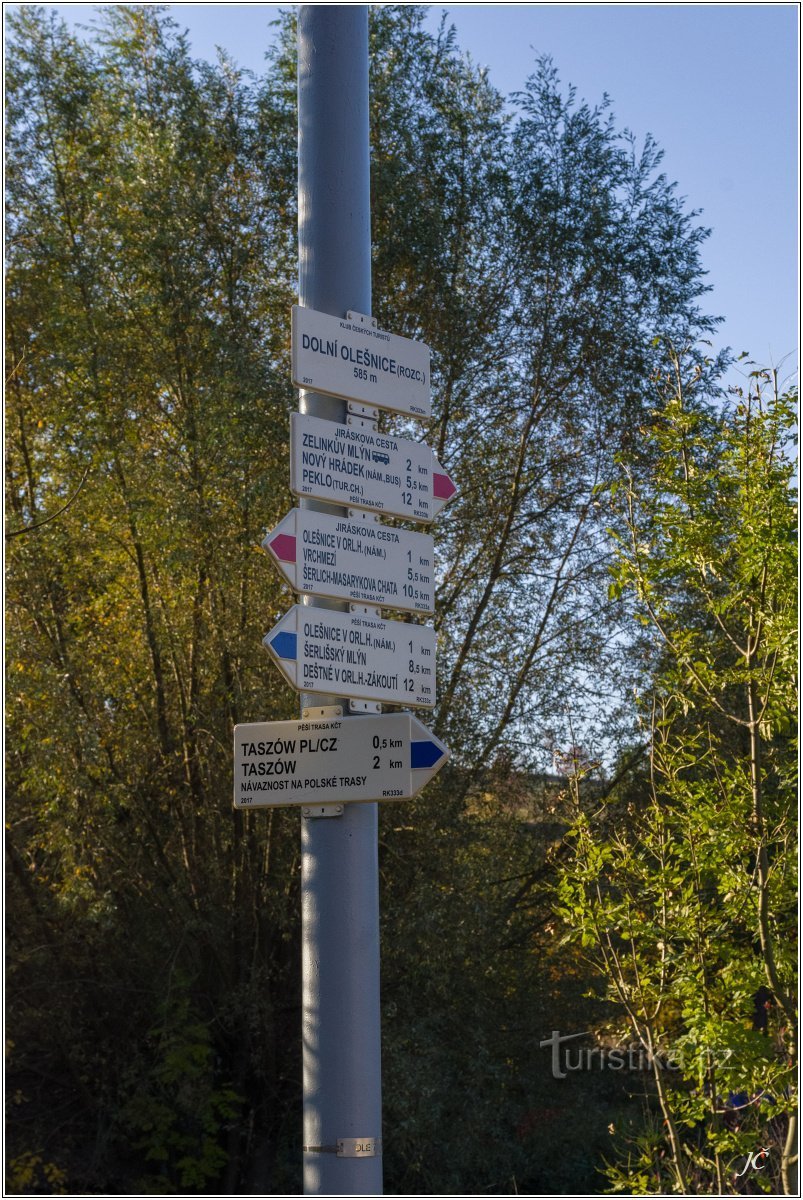 2-Dolní Olešnice, crossroads