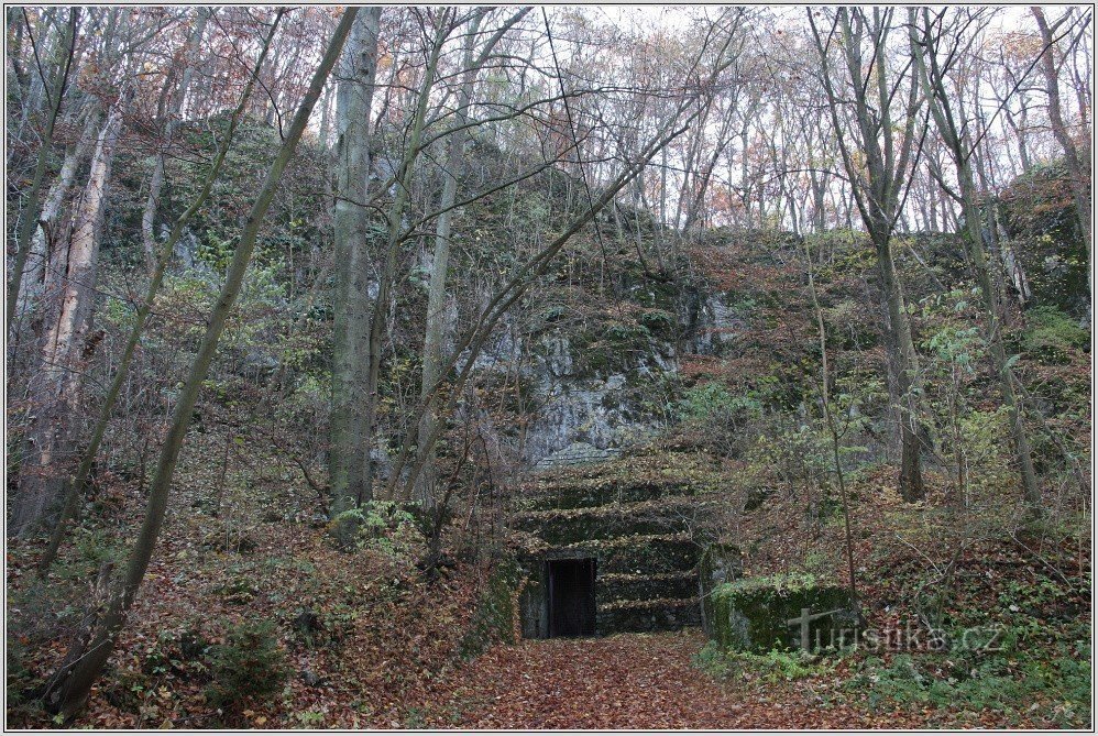 2-Cueva Drátenická