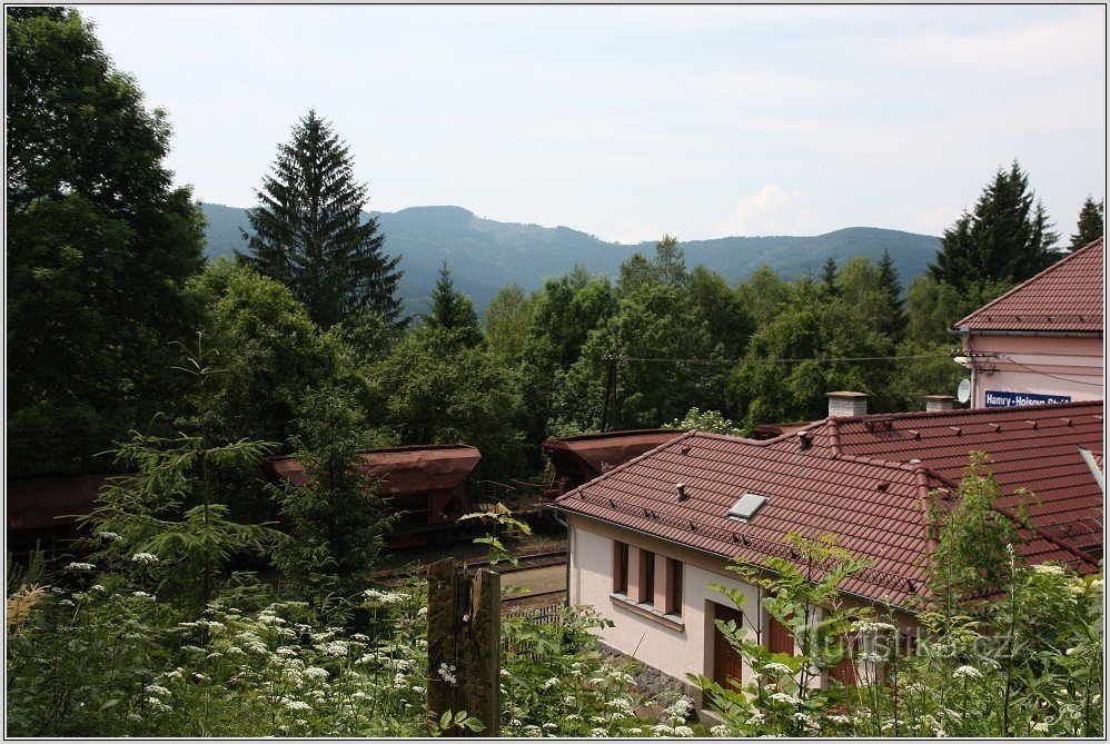 2-Hojsova Stráž, station