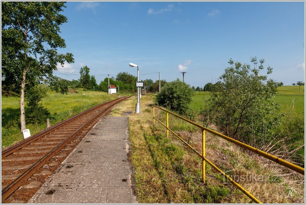 2-Krouna, train stop