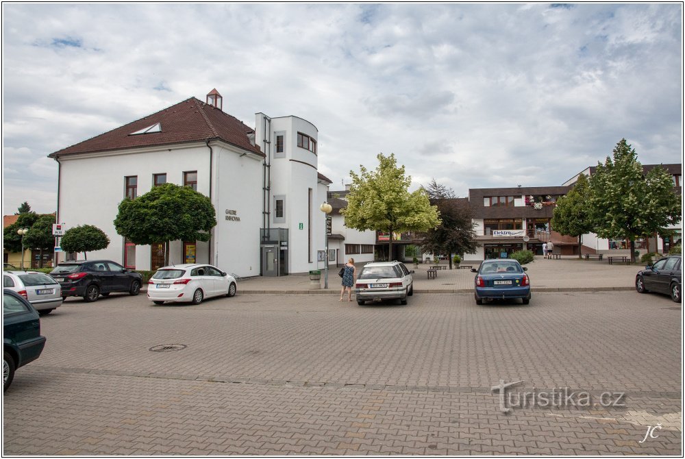 2-Peace Square in Třemošnice