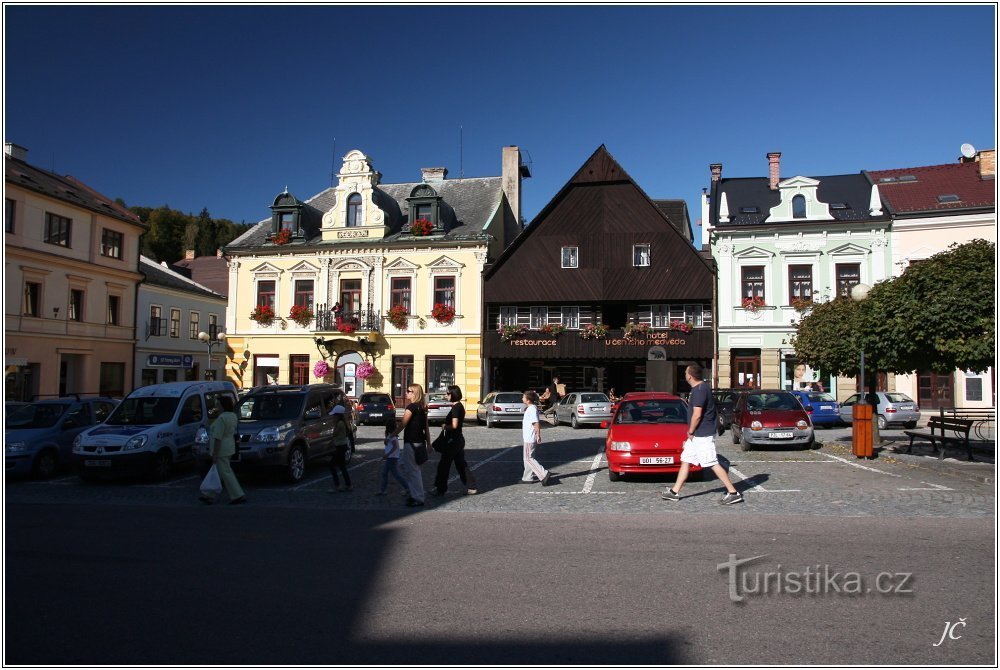 2-Náměstí em Jablonné nad Orlicí