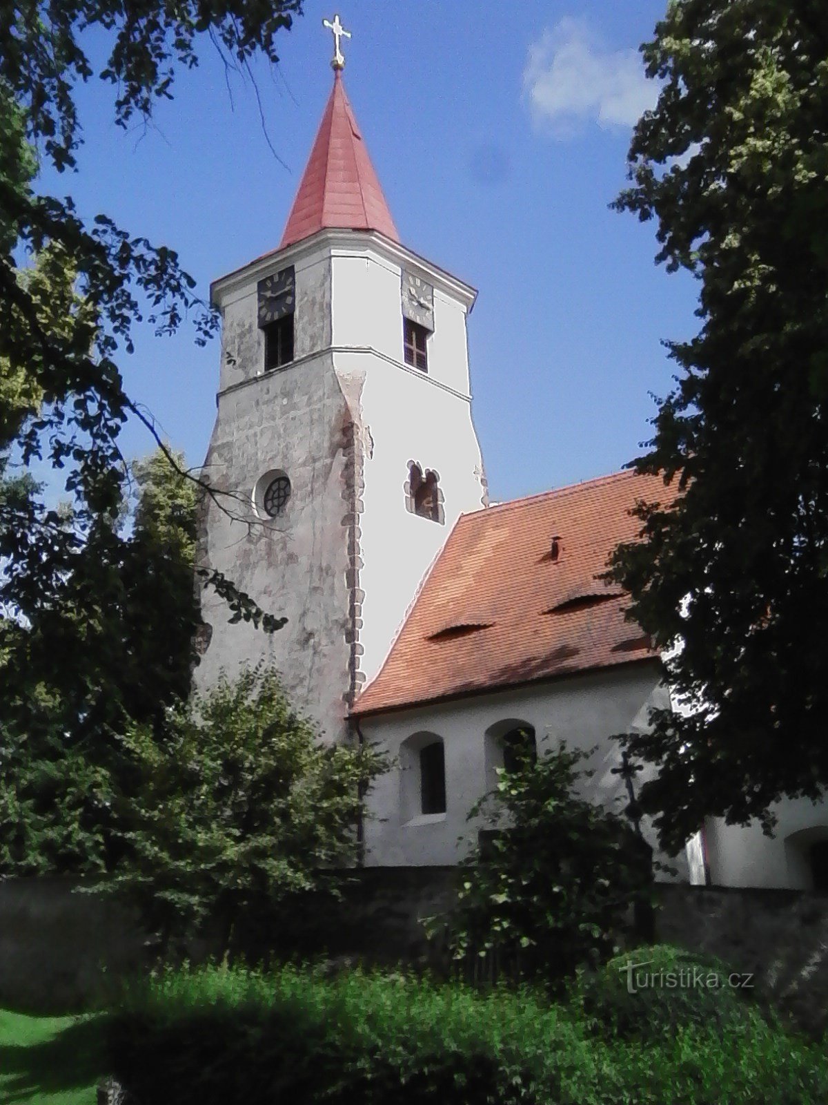 2. Iglesia románica tardía de St. Mikuláš en Nechvalice, quizás alrededor de 1240.