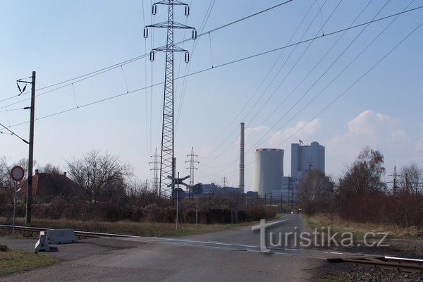 2. Такие здания скрывают природу, но когда они необходимы...