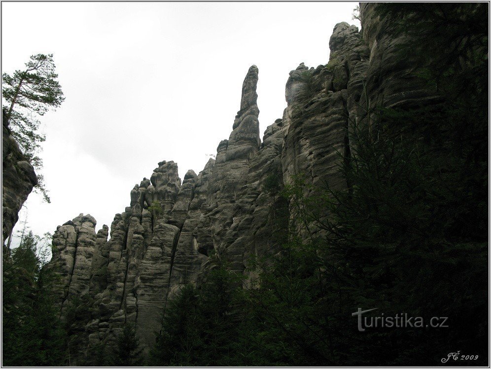 2-Teplické rocks, Krápníky