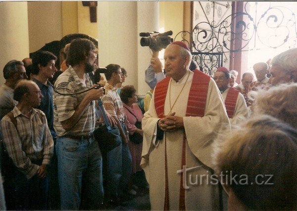 2. The celebration begins - Bishop Josef Koukl of Litoměřice