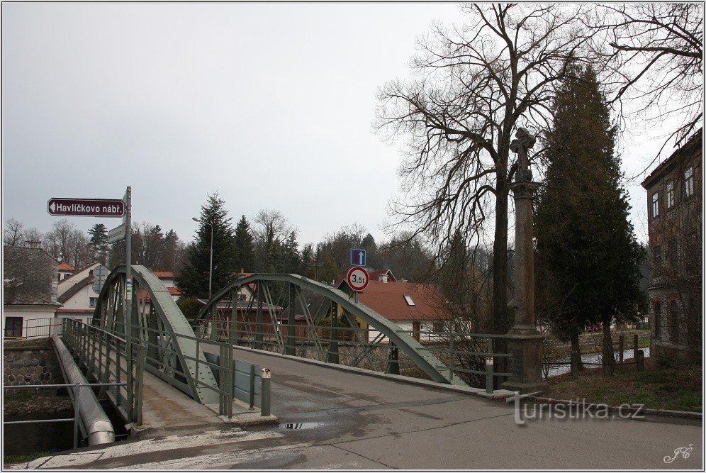 2-Žamberk，Divoka ​​Orlica 上的桥