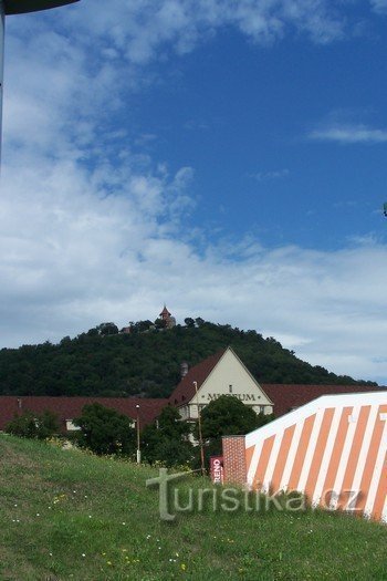 3. Hněvínin linna ja sen alla oleva museo