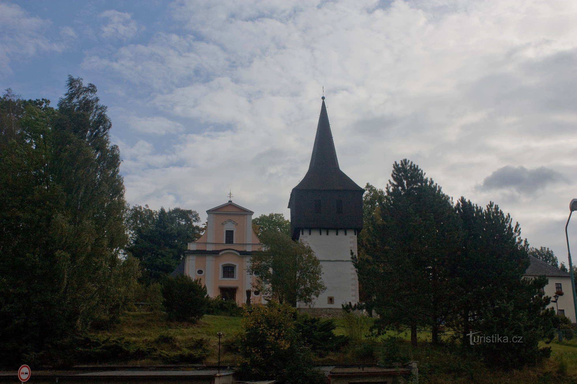 3-Hronov, campanario