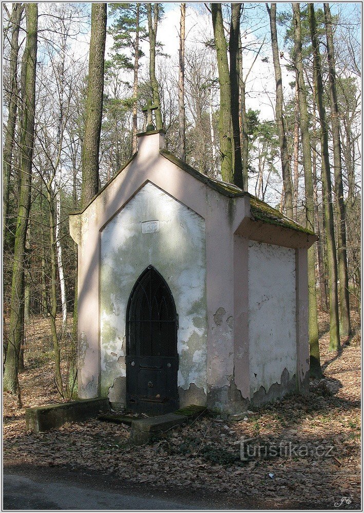 3-Kapelle unter dem Schloss