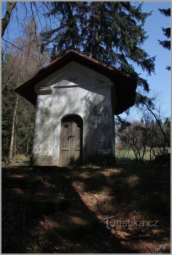 3-Capilla bajo la encrucijada