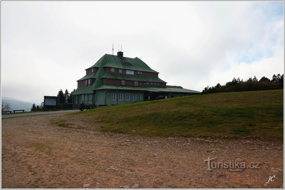 3-Casa de Masaryk do galpão