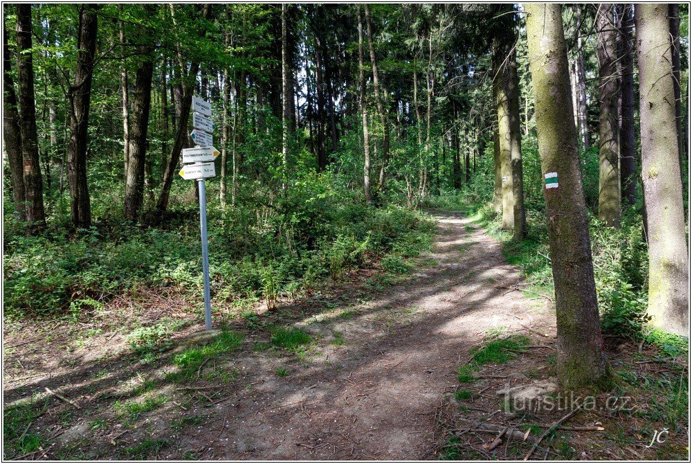 3-Crossroads Kozí hradek