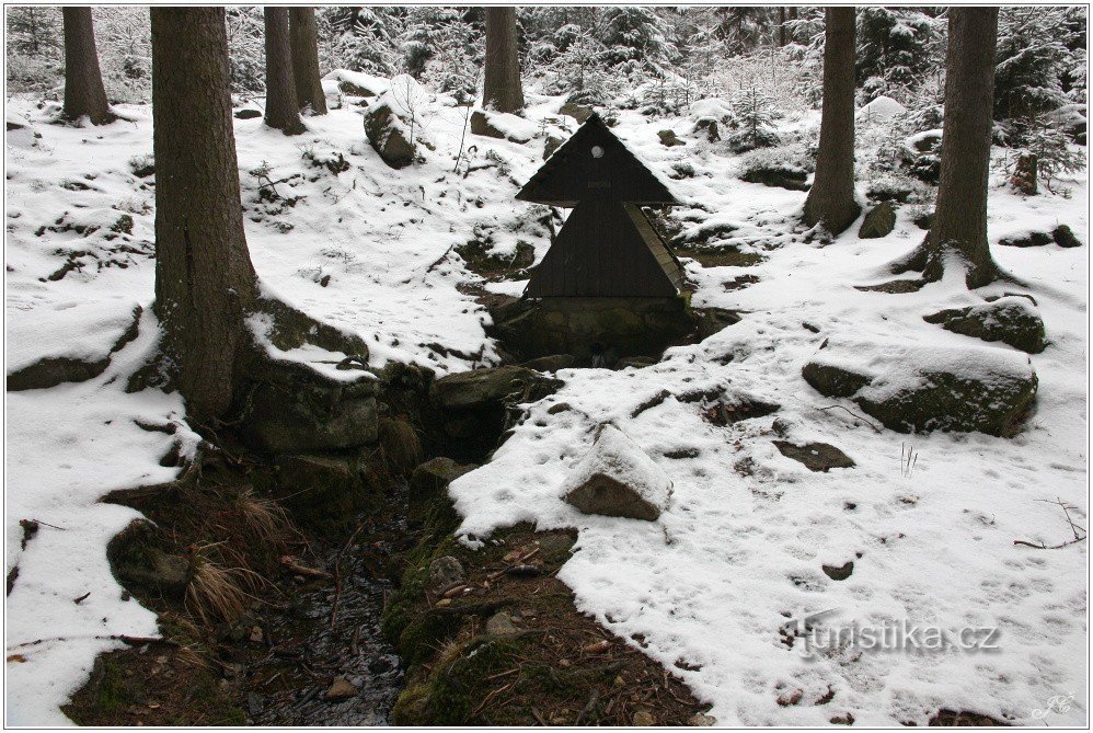 3 - Studánka pod Hradiskem