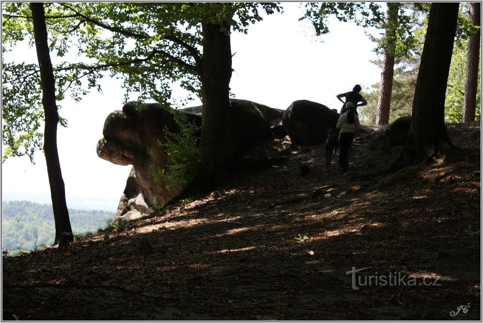 3-En las ruinas de Zbirohy