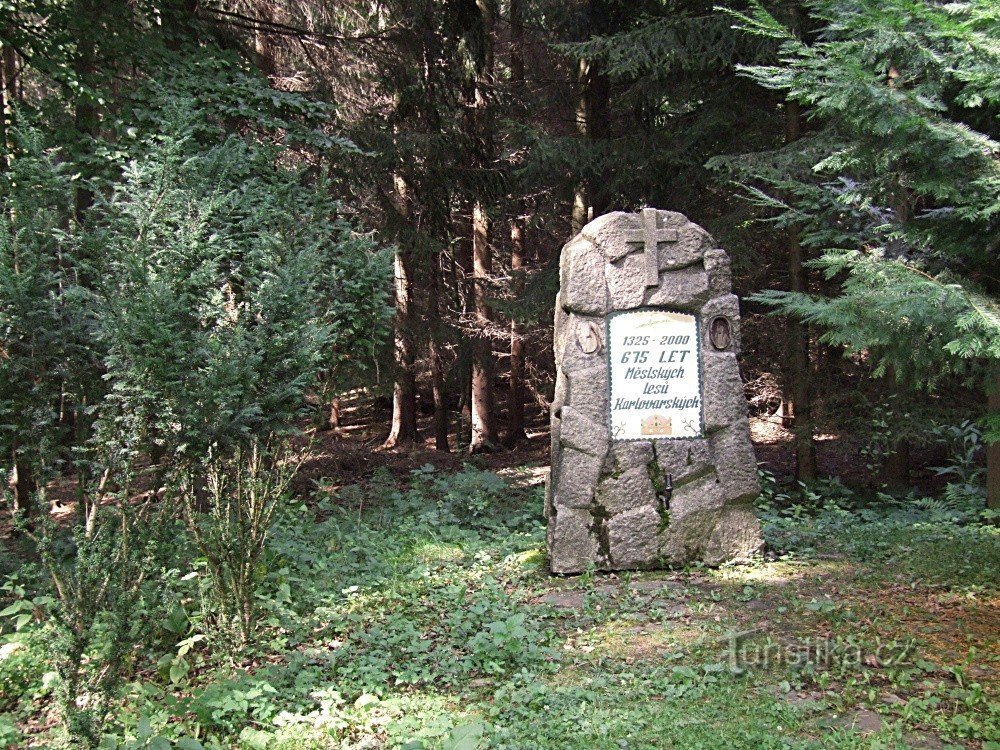 675 år av Karlovy Vary kommunala skogar